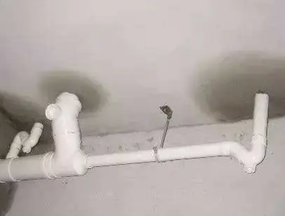 大洼卫生间测漏水的几种情景